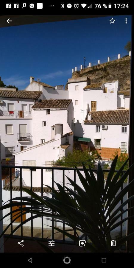 Apartamento con vistas al rio Apartamento Setenil De Las Bodegas Exterior foto